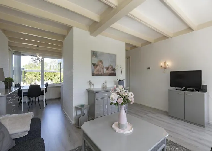 Casa vacanze Welcoming With Garden