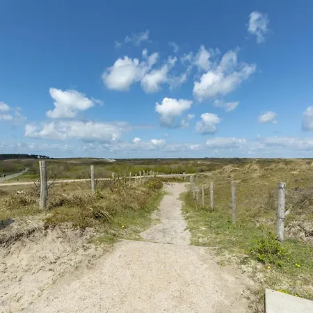 Welcoming With Garden * Sint Maartensvlotbrug