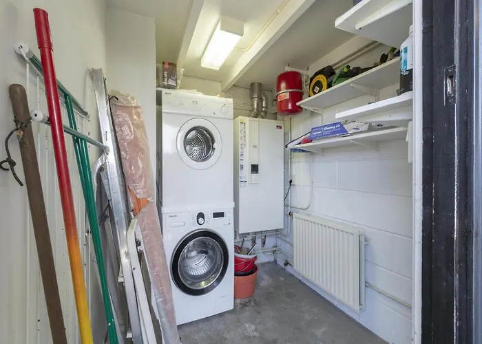 Prázdninový dům Welcoming With Garden Sint Maartensvlotbrug